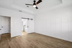 12826 Old Fashion Cir, Mont Belvieu, TX 77535 - Photo 10