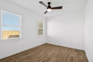 12826 Old Fashion Cir, Mont Belvieu, TX 77535 - Photo 20