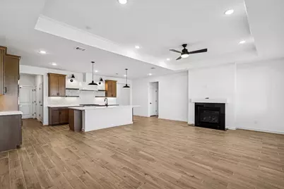 12826 Old Fashion Circle, Mont Belvieu, TX 77535 - Photo 10