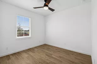 12826 Old Fashion Cir, Mont Belvieu, TX 77535 - Photo 24