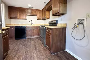 7730 Challie Ln, Houston, TX 77088 - Photo 6