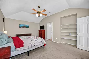 2124 Bennigan St, League City, TX 77573 - Photo 14