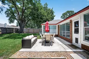 2124 Bennigan St, League City, TX 77573 - Photo 22