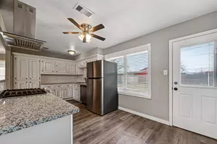 3613 Truxton Dr, Pasadena, TX 77503 - Photo 10