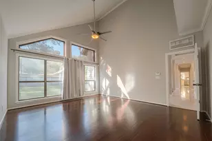 15714 Sylvan Lake Dr, Houston, TX 77062 - Photo 34