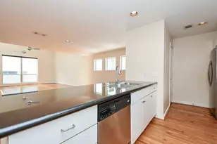 824 Robin St, Houston, TX 77019 - Photo 4