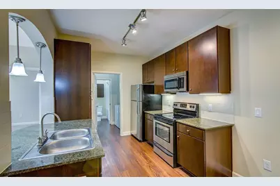 2951 N Loop 336 W #625, Conroe, TX 77304 - Photo 6