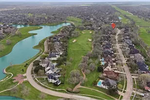1711 Forestlake Dr, Sugar Land, TX 77479 - Photo 34