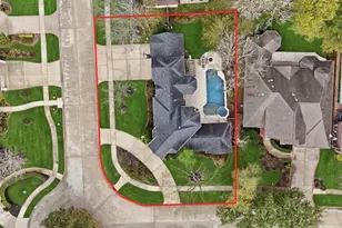 1711 Forestlake Dr, Sugar Land, TX 77479 - Photo 32