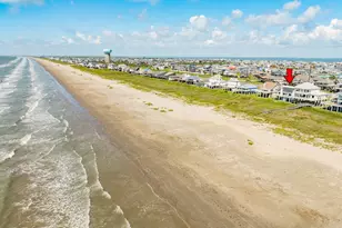 22002 Kennedy Dr, Galveston, TX 77554 - Photo 14