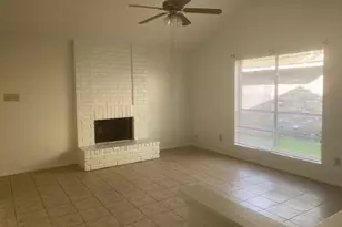 10143 Inwood Hollow Ln, Houston, TX 77088 - Photo 2