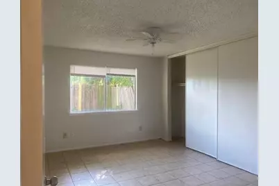 10143 Inwood Hollow Lane, Houston, TX 77088 - Photo 6