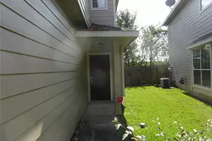 3115 Atherton Canyon Ln, Houston, TX 77014 - Photo 2