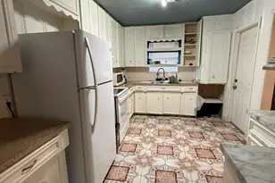 247 Hohldale St, Houston, TX 77022 - Photo 6