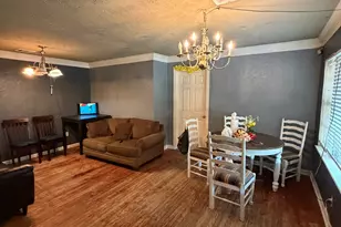 247 Hohldale St, Houston, TX 77022 - Photo 4