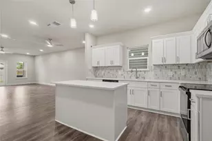8025 Virgil St, Houston, TX 77088 - Photo 10