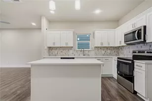 8025 Virgil St, Houston, TX 77088 - Photo 6