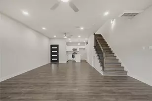 8025 Virgil St, Houston, TX 77088 - Photo 14