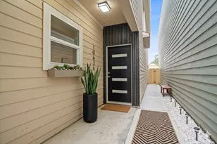 8025 Virgil St, Houston, TX 77088 - Photo 4