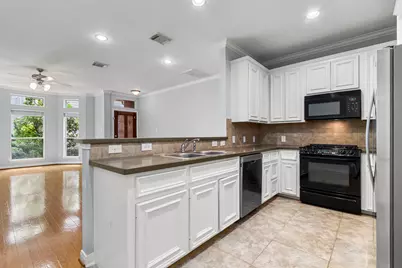 707 W Heights Hollow Lane, Houston, TX 77007 - Photo 4