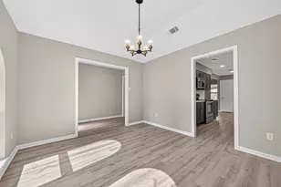 1307 Hitherfield Dr, Sugar Land, TX 77498 - Photo 4