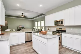 395 Hunter Rnch Wy, Dayton, TX 77535 - Photo 18