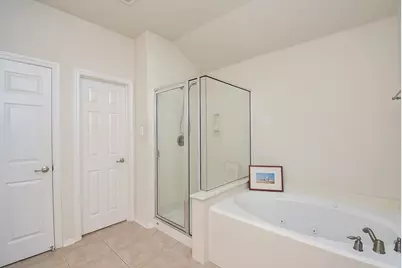 6 S Burberry Park Circle, The Woodlands, TX 77382 - Photo 16