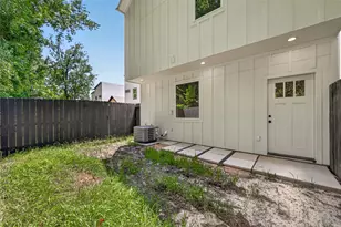 7826 Beckley St, Houston, TX 77088 - Photo 18