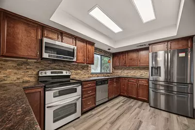 3230 Brookgreen Drive, Houston, TX 77339 - Photo 12