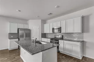 228 Sunniberg Loop, Georgetown, TX 78626 - Photo 4