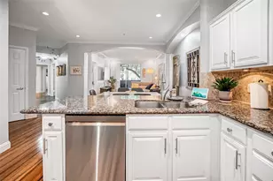 2111 Welch St, Houston, TX 77019 - Photo 6