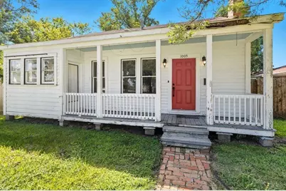 1005 W Orange, Orange, TX 77630 - Photo 2