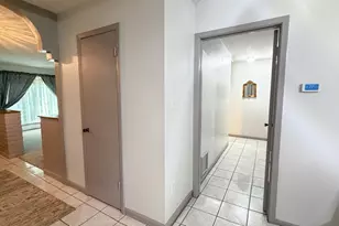 6230 Knoll West Dr, Houston, TX 77072 - Photo 16