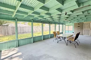 6230 Knoll West Dr, Houston, TX 77072 - Photo 38