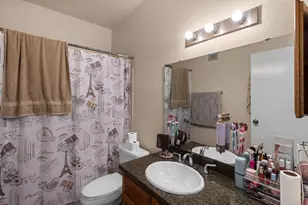 6602 Harbor Town Dr, Houston, TX 77036 - Photo 14