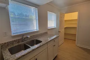 806 Danna St, League City, TX 77573 - Photo 6