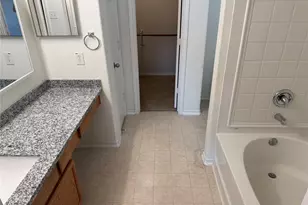 10 Druids Glen Pl, The Woodlands, TX 77382 - Photo 16