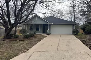 10 Druids Glen Pl, The Woodlands, TX 77382 - Photo 2