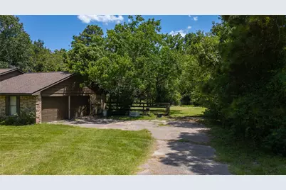 14687 Austin McComb Road, Montgomery, TX 77316 - Photo 32
