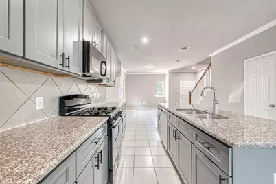 7903 Moon Beam Street #B, Houston, TX 77088 - Photo 6