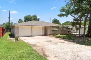 11030 Hayslip Ln, Houston, TX 77041 - Photo 2