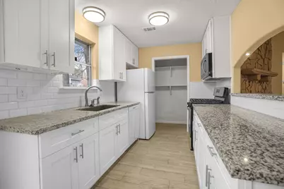 3303 Glen Spring Drive, Houston, TX 77339 - Photo 8