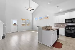 11518 Marci Ln, Willis, TX 77318 - Photo 8