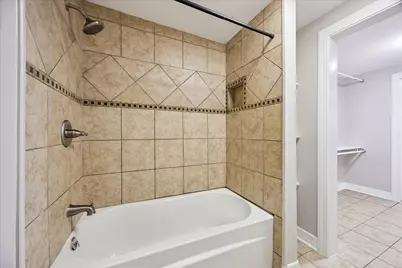 9203 Avenue G, Liverpool, TX 77577 - Photo 20