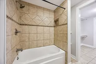 9203 Avenue G, Liverpool, TX 77577 - Photo 20