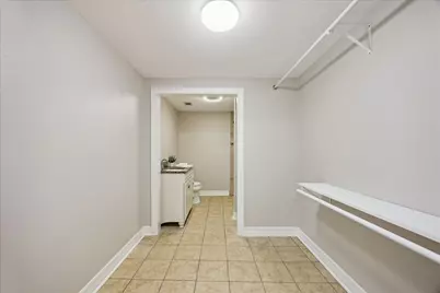 9203 Avenue G, Liverpool, TX 77577 - Photo 18