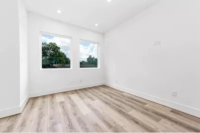 319 N Nagle Street, Houston, TX 77003 - Photo 22
