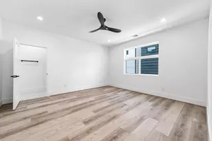 319 N Nagle St, Houston, TX 77003 - Photo 38