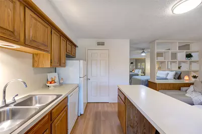 1311 Antoine Drive #200, Houston, TX 77055 - Photo 4