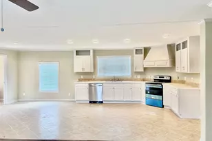 11720 W Small Oak Ln, Willis, TX 77378 - Photo 6